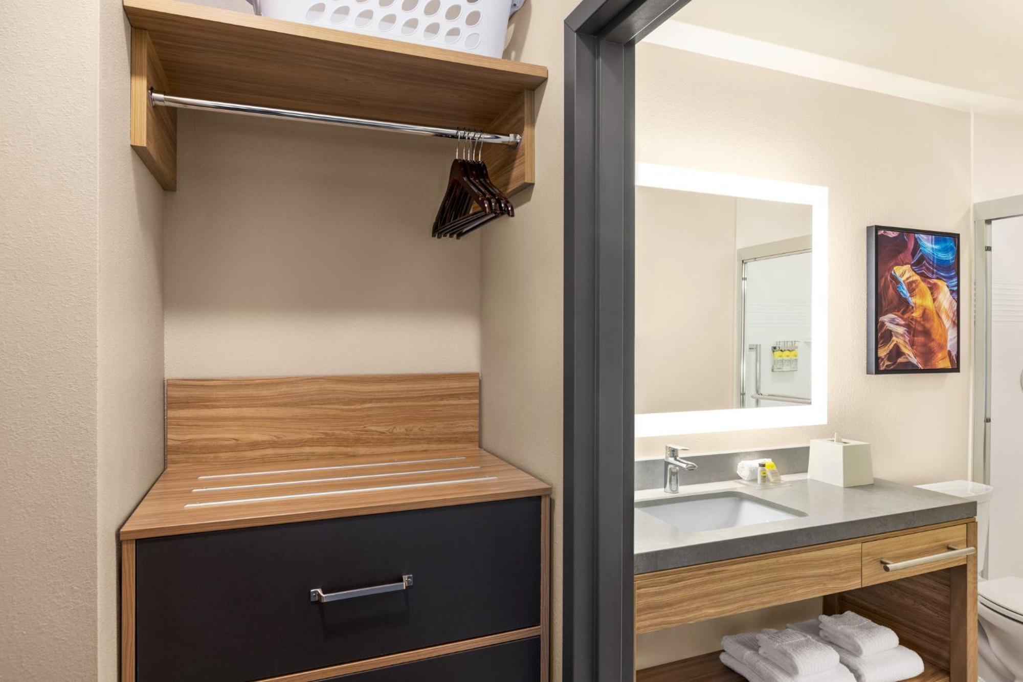 Candlewood Suites Pittston By Ihg Exterior photo